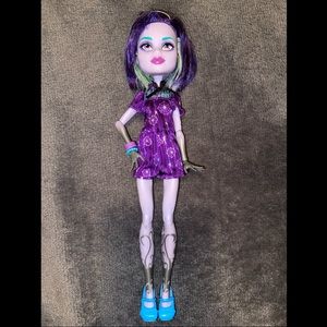 Monster High Twyla doll